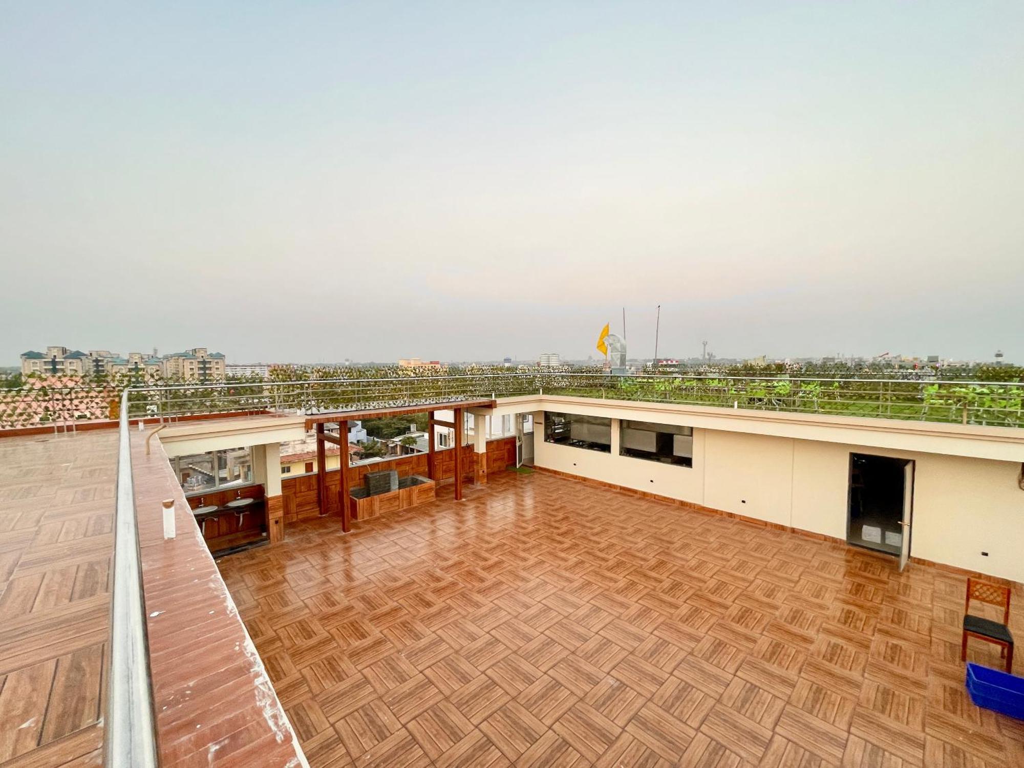 Hotel A One ! Puri, Breakfast Included- Swimming-Pool, Near Sea-Beach-And-Temple, Fully-Air-Conditioned-Hotel With-Lift-And-Parking-Facility - 1 Esterno foto